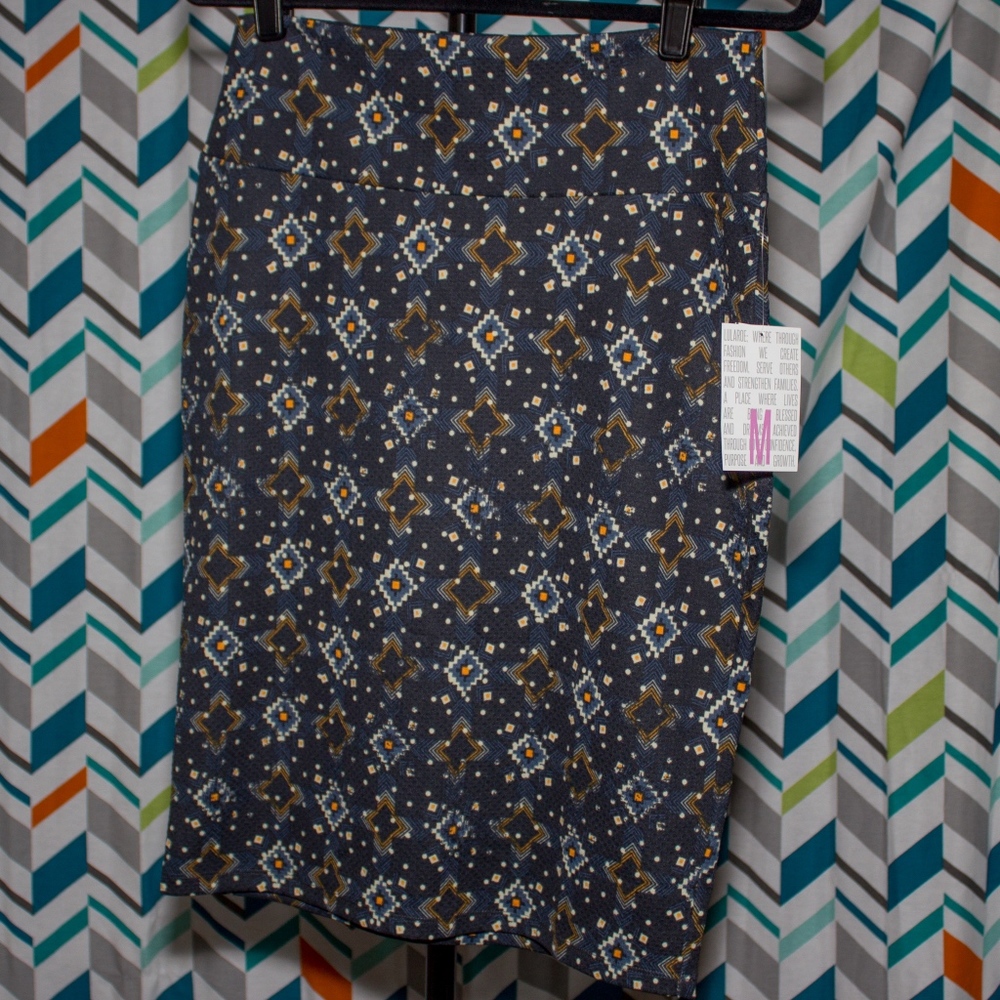 2/$10 or 4/$15! LuLaRoe Cassie Pencil/Fitted Skirt